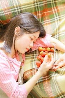 强行扒开双腿猛烈进入过程